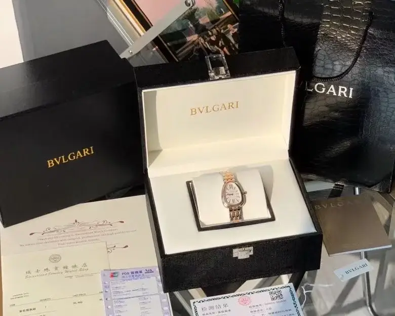 BVL Octo Finissimo women watch 33 mm - image 7