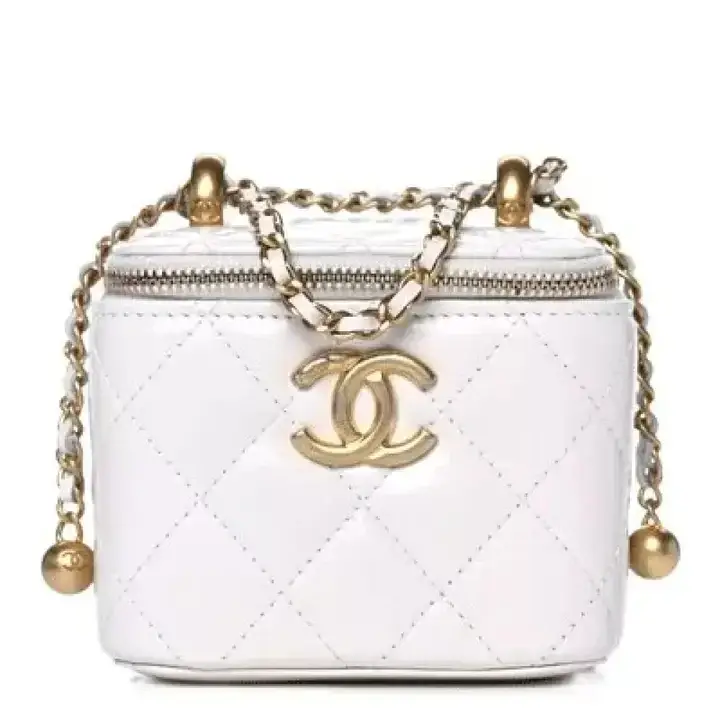 CC Calfskin Quilted Mini Perfect Fit Vanity Case With Chain White - image 4