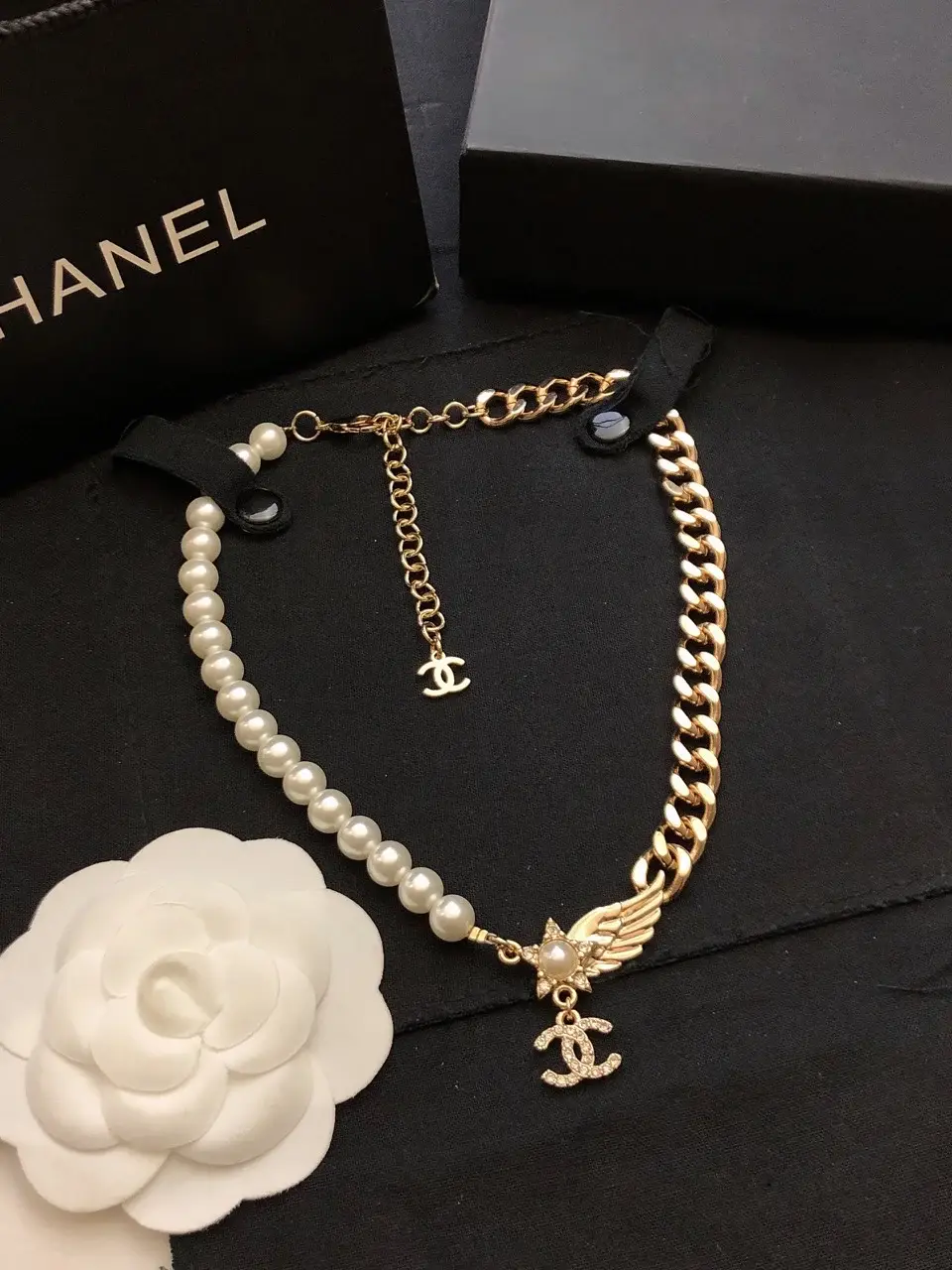CC Necklace 0028 - image 8
