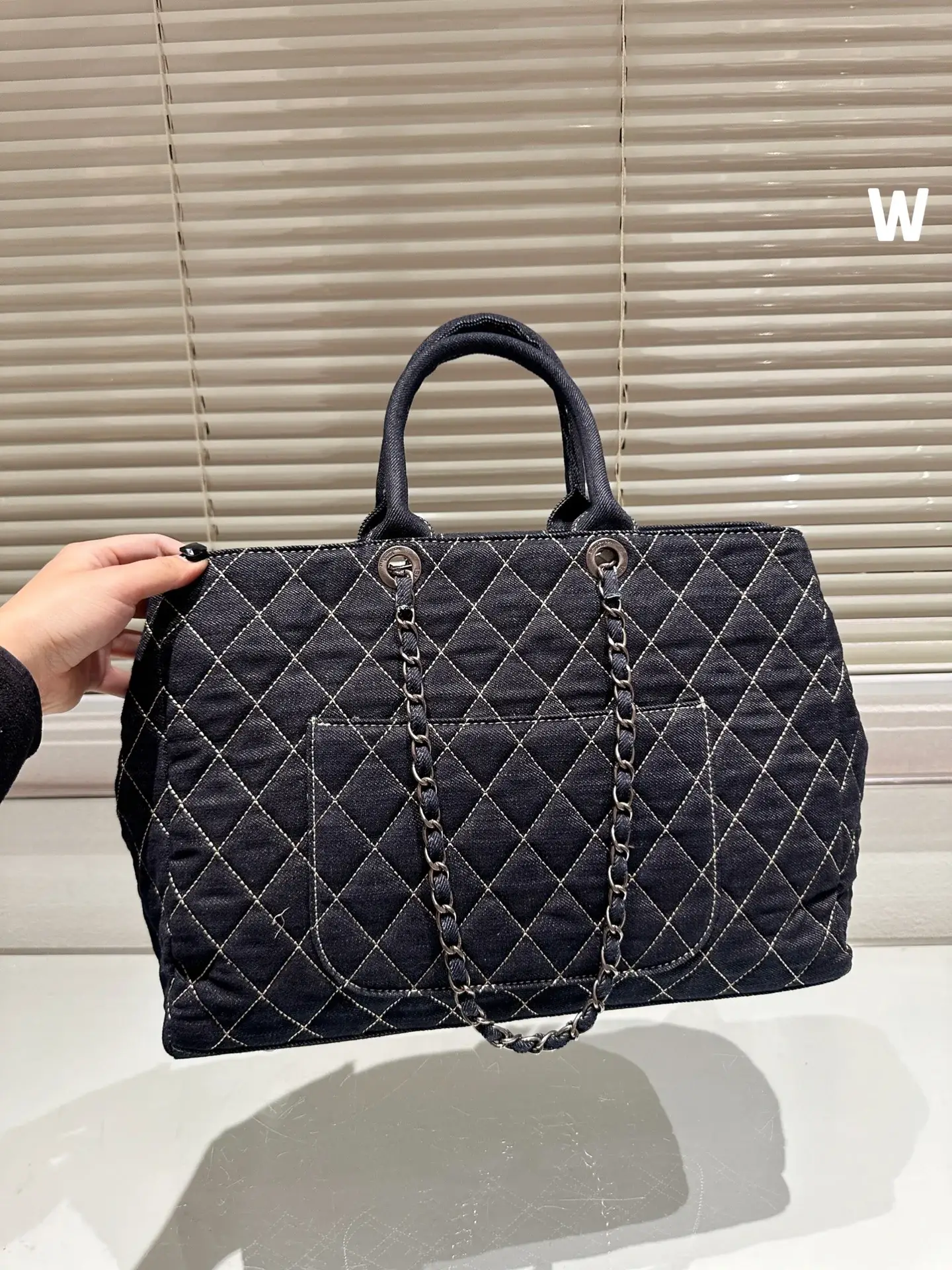 CC Vintage tote bag size 39 * 28cm - image 2