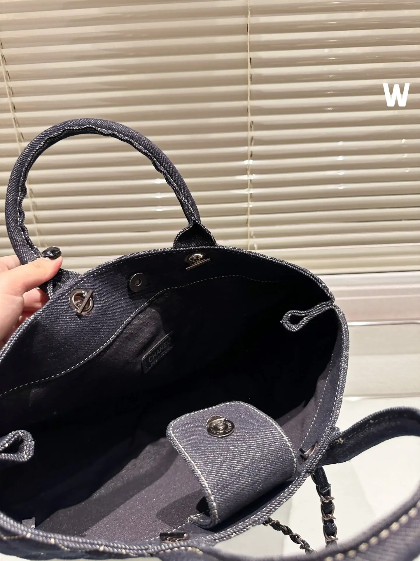 CC Vintage tote bag size 39 * 28cm - image 3