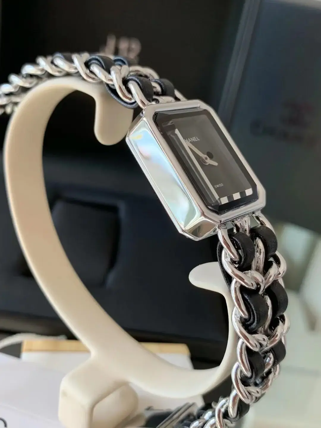 CC new arrival Premiere women watch 26.1X20 mm - image 11