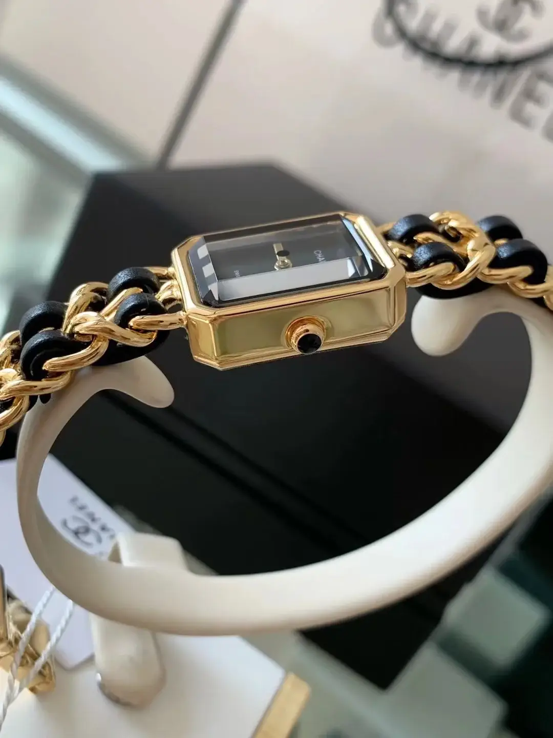 CC new arrival Premiere women watch 26.1X20 mm - image 4