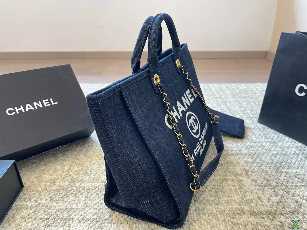 CC new arrival denime tote bag size:  37 * 31 cm - image 2