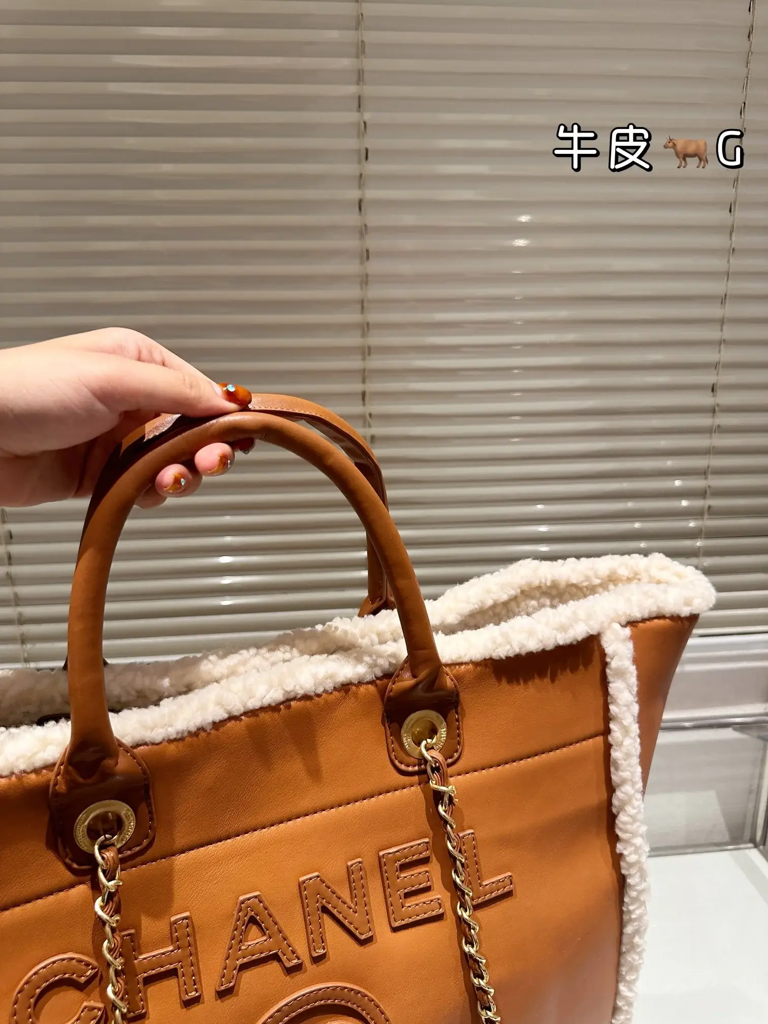 CC new arrival vintage tote bag size: 40*30 cm - image 8