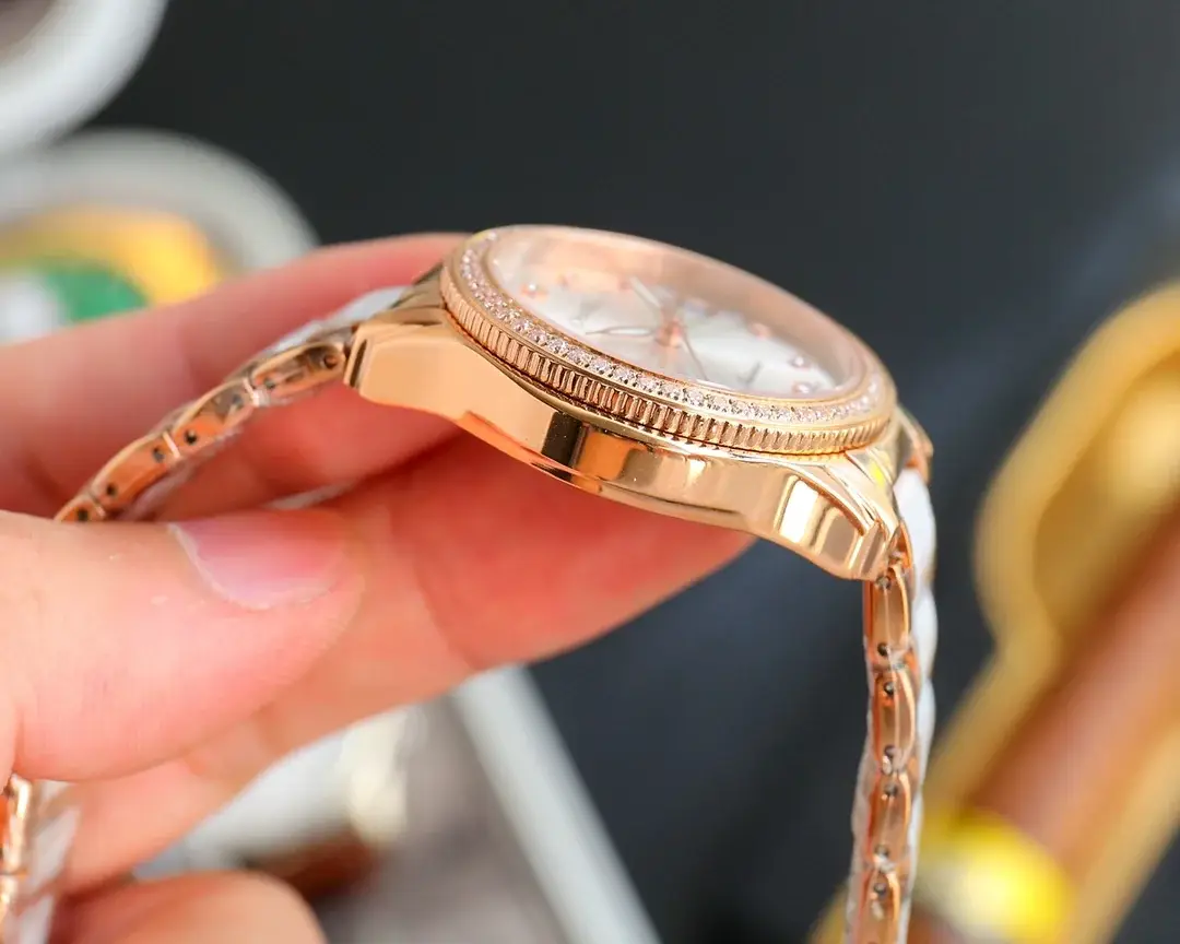 CC new arrival women watch 33mm - image 4
