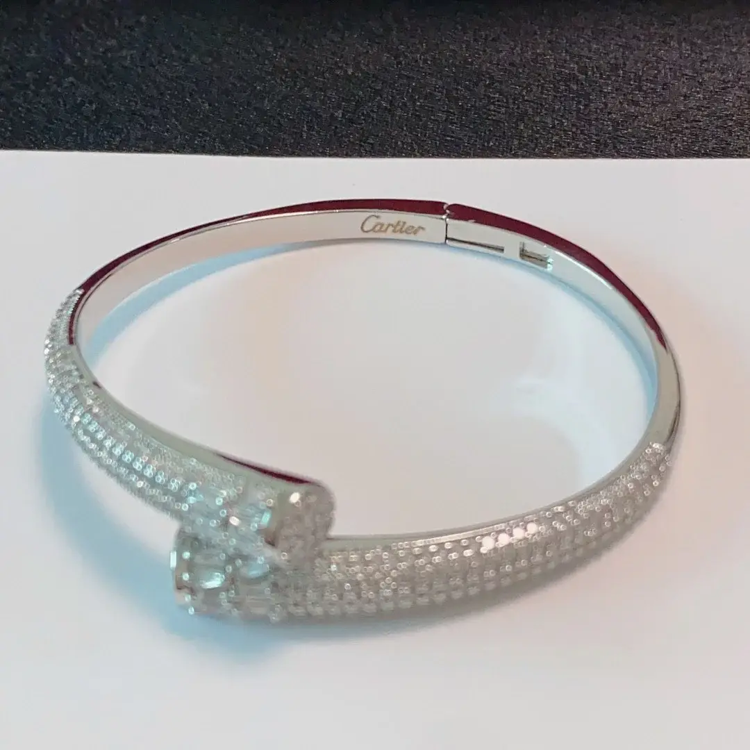 Car bracelet 001 - image 5