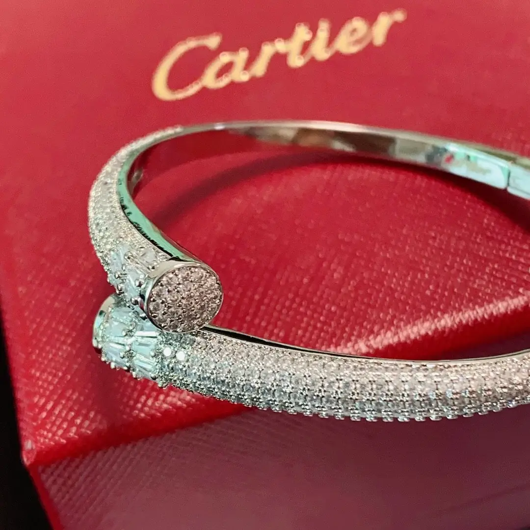 Car bracelet 001 - image 9