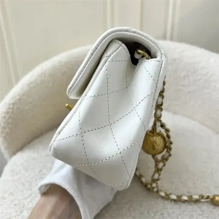 Cc Flap Bag Pearl Crush White lambskin size: 20 cm - image 7