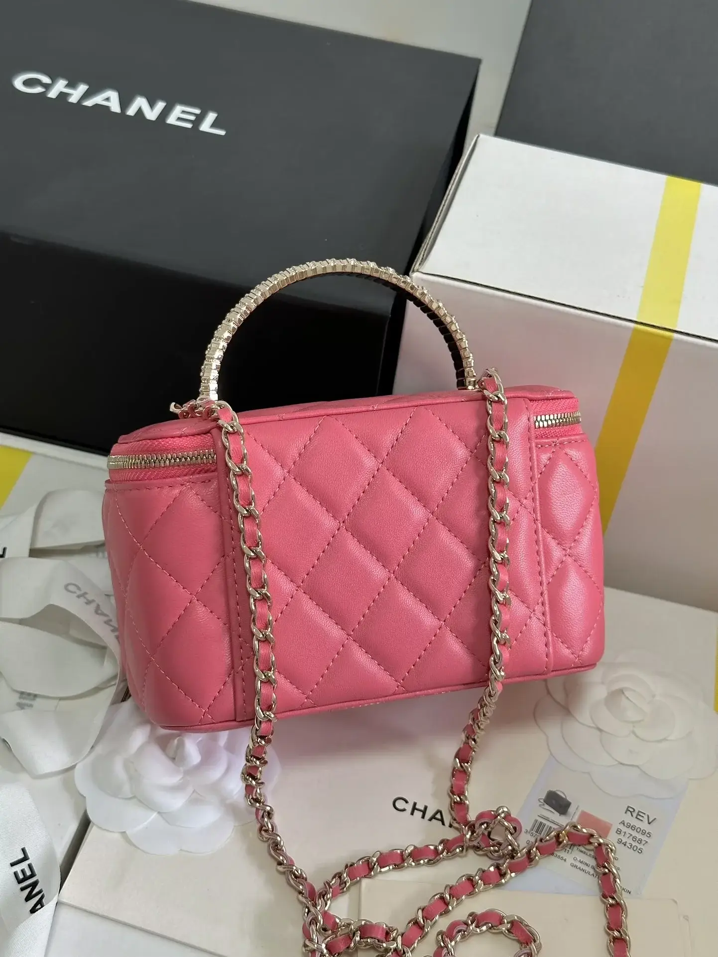 Cc new arrival 24B bucket bag pink - image 15