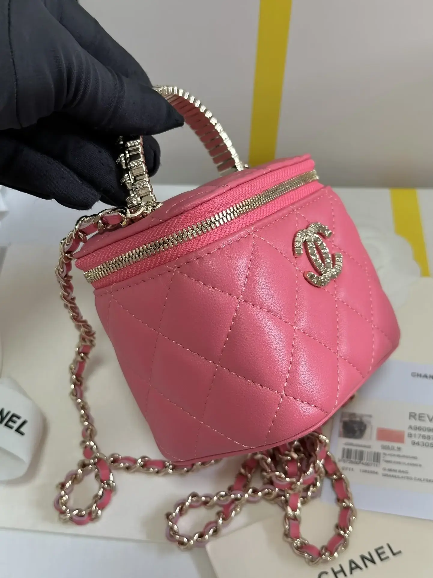 Cc new arrival 24B bucket bag pink - image 4