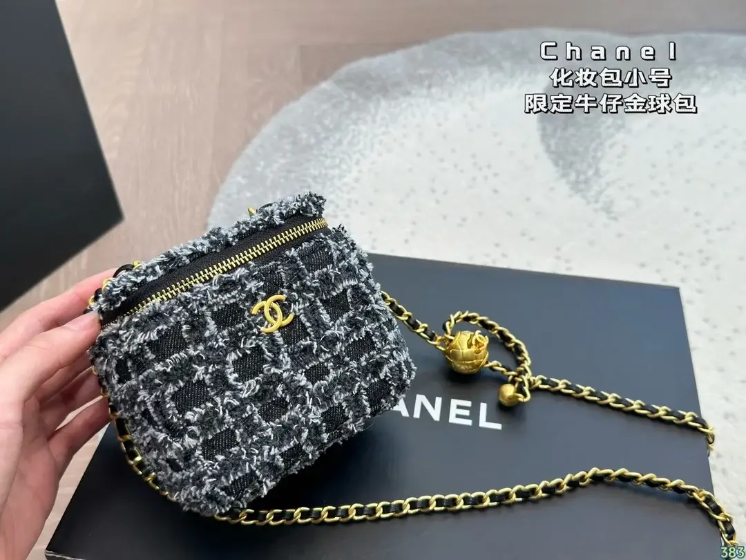 Cc new arrival bucket bag 001 - image 14