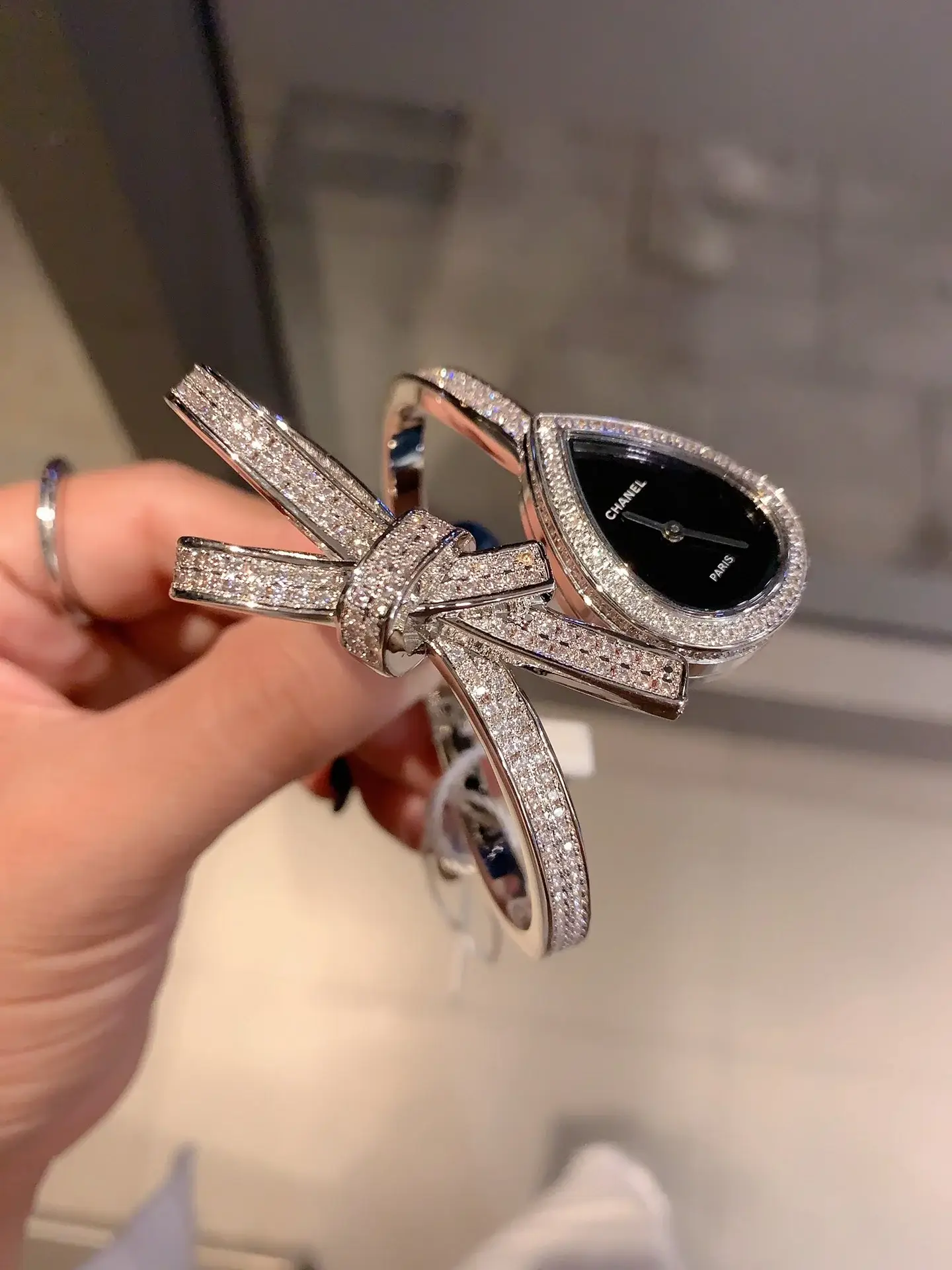 Cc new arrival women Ruban watches - image 13