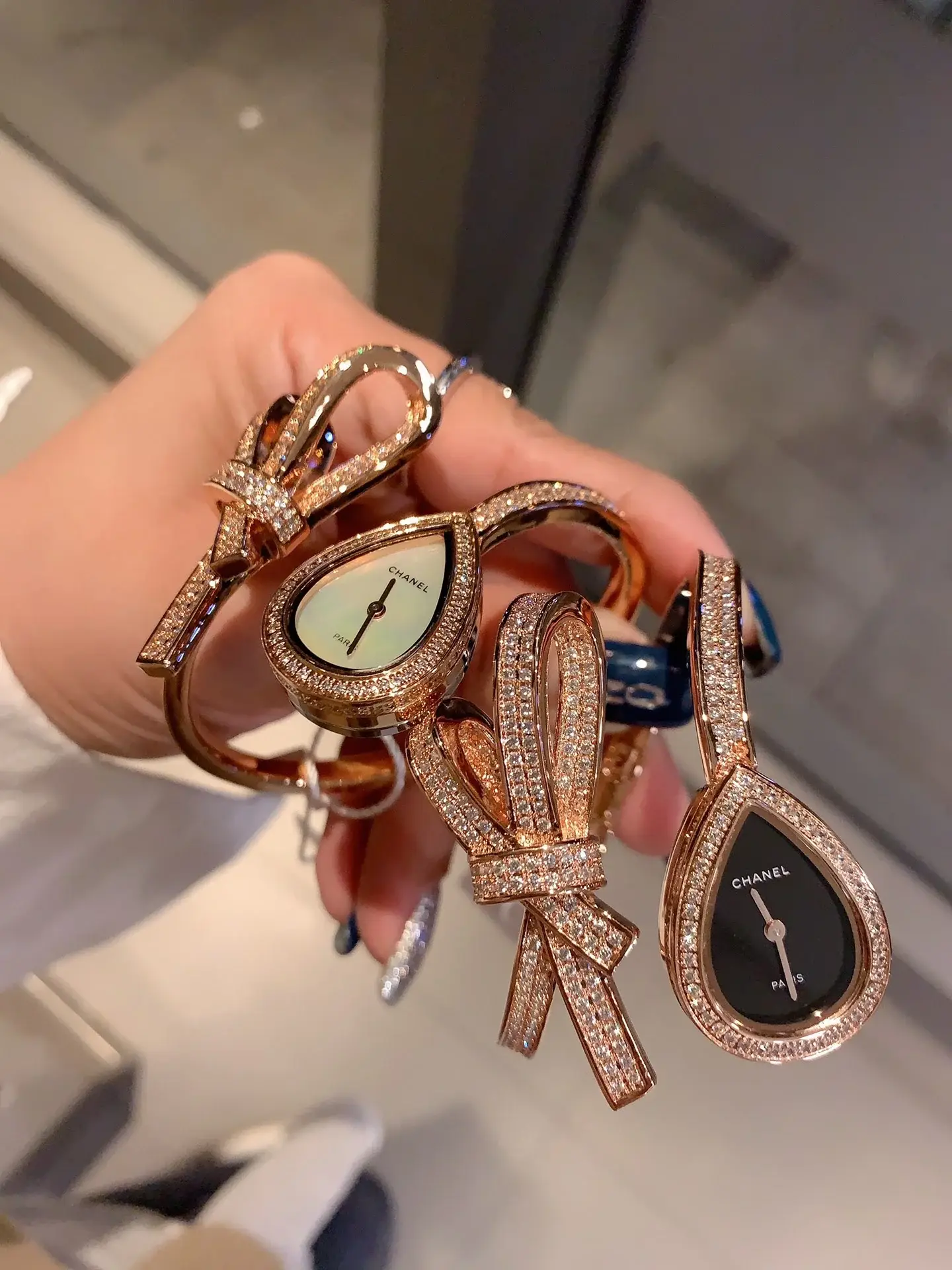 Cc new arrival women Ruban watches - image 15