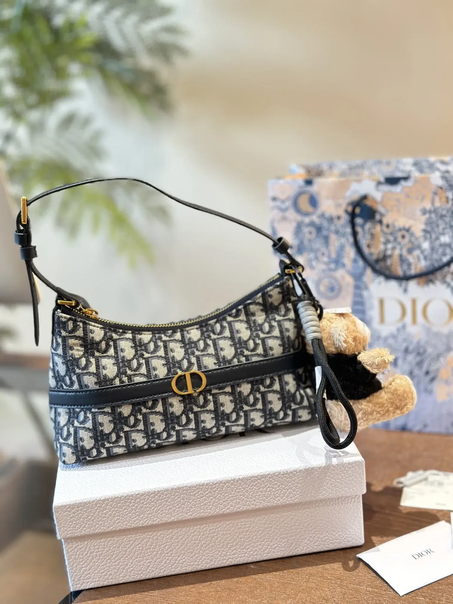 D 2025 new arrilval hobo bag size: 23 cm - image 7