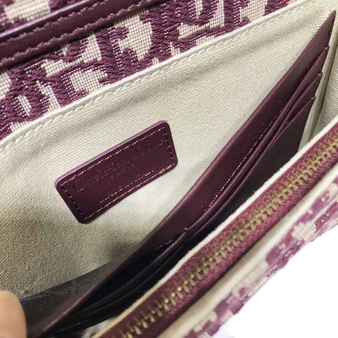 D Bordeaux Oblique Saddle Chain Clutch - image 6
