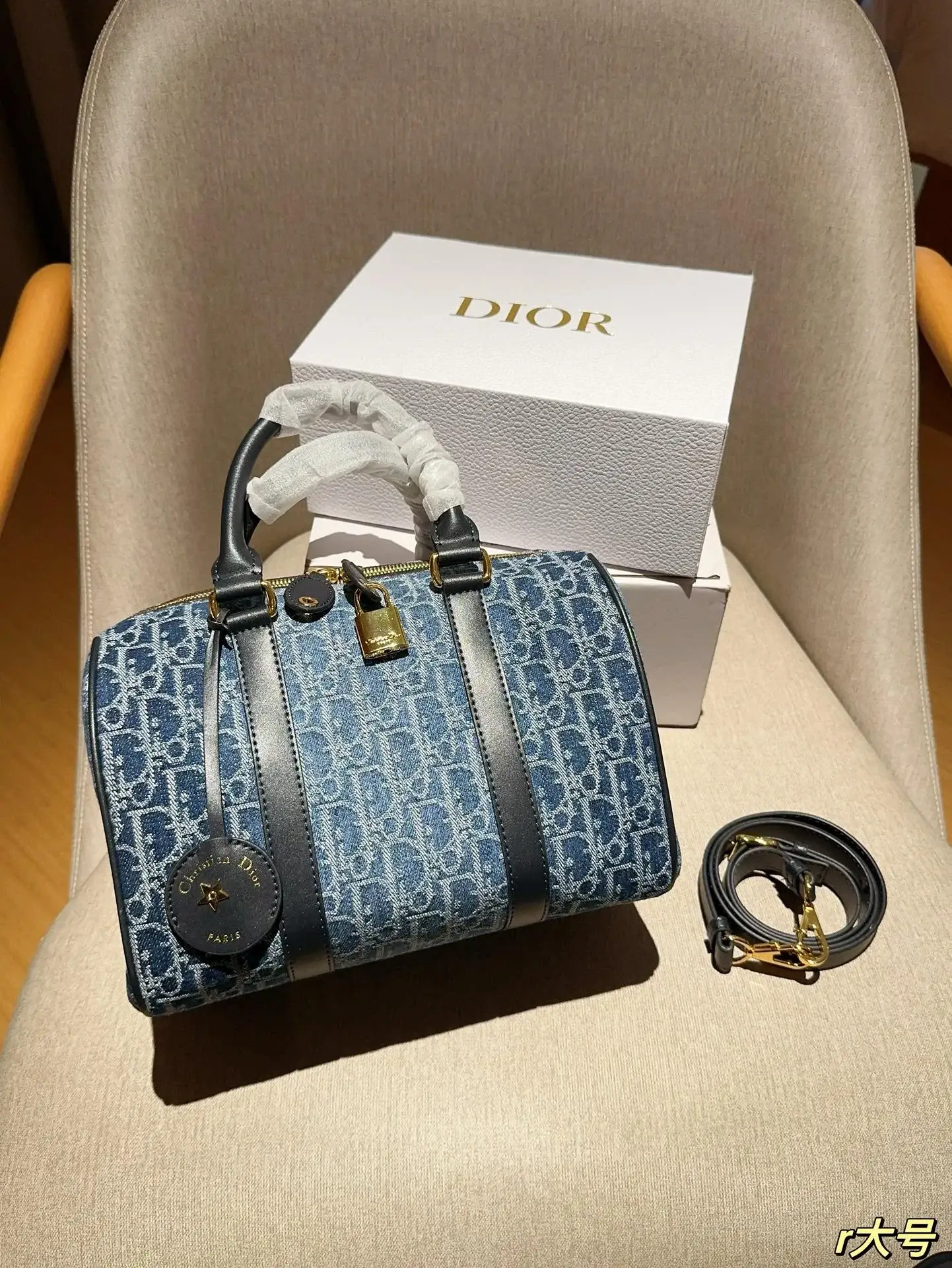 D Groove 20Denim Oblique denim bag - image 3