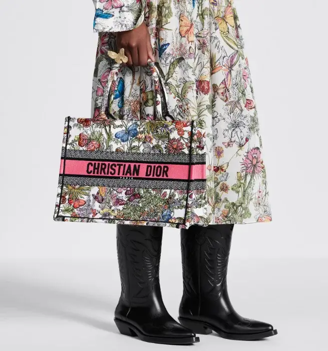 D MEDIUM BOOK TOTE (36 x 27.5 x 16.5 cm) - image 5