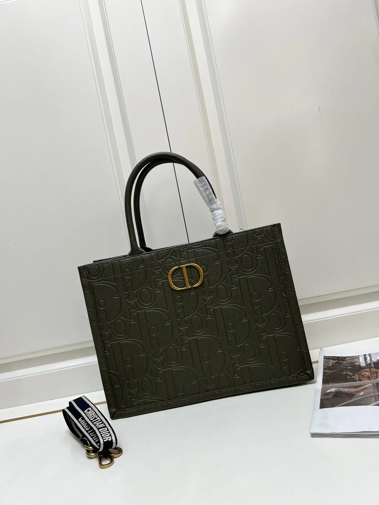 D new arrival book tote bag size: 36.5*28*17.5cm top quality - image 7