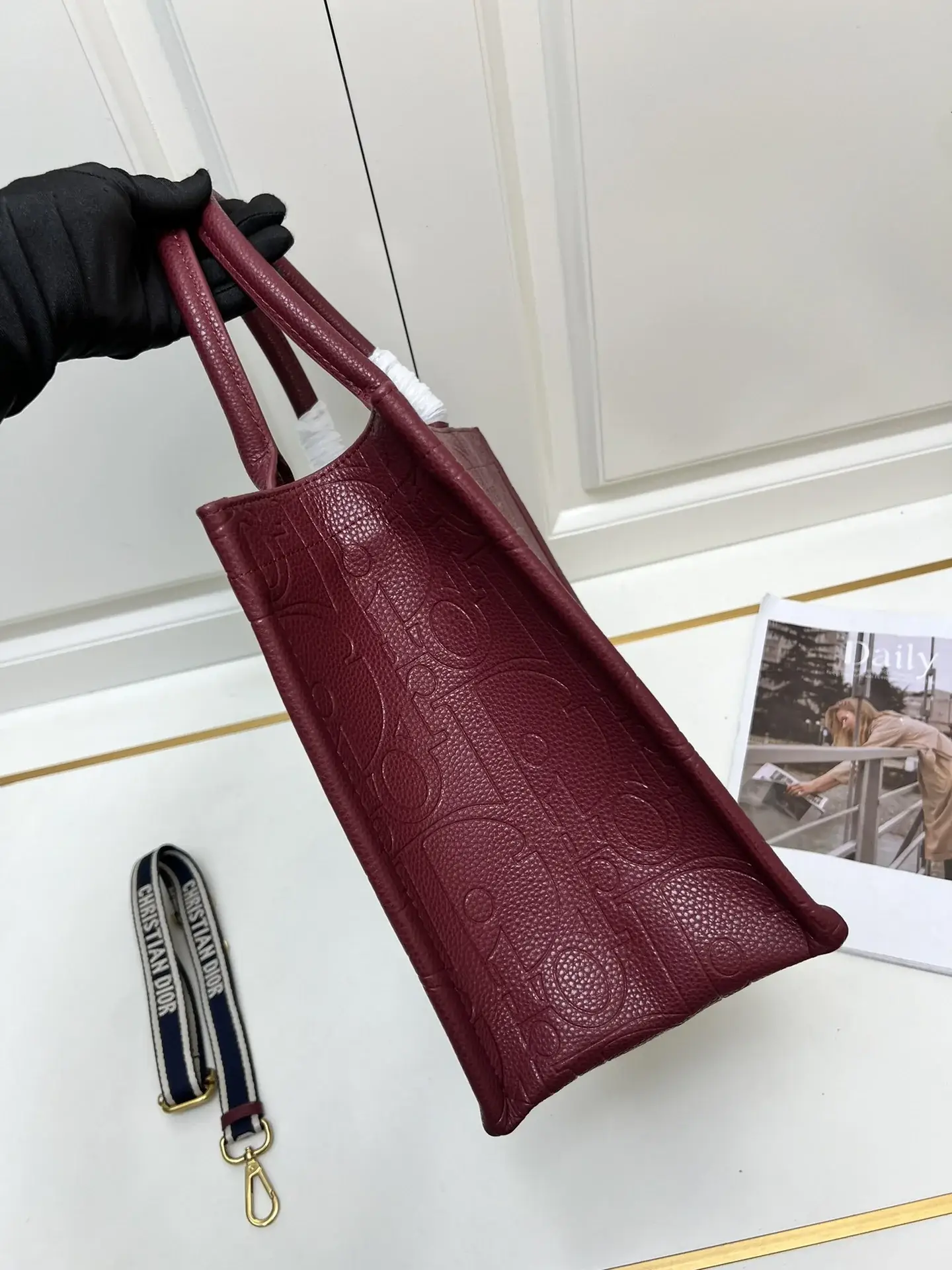 D new arrival book tote bag size: 36.5*28*17.5cm top quality - image 16