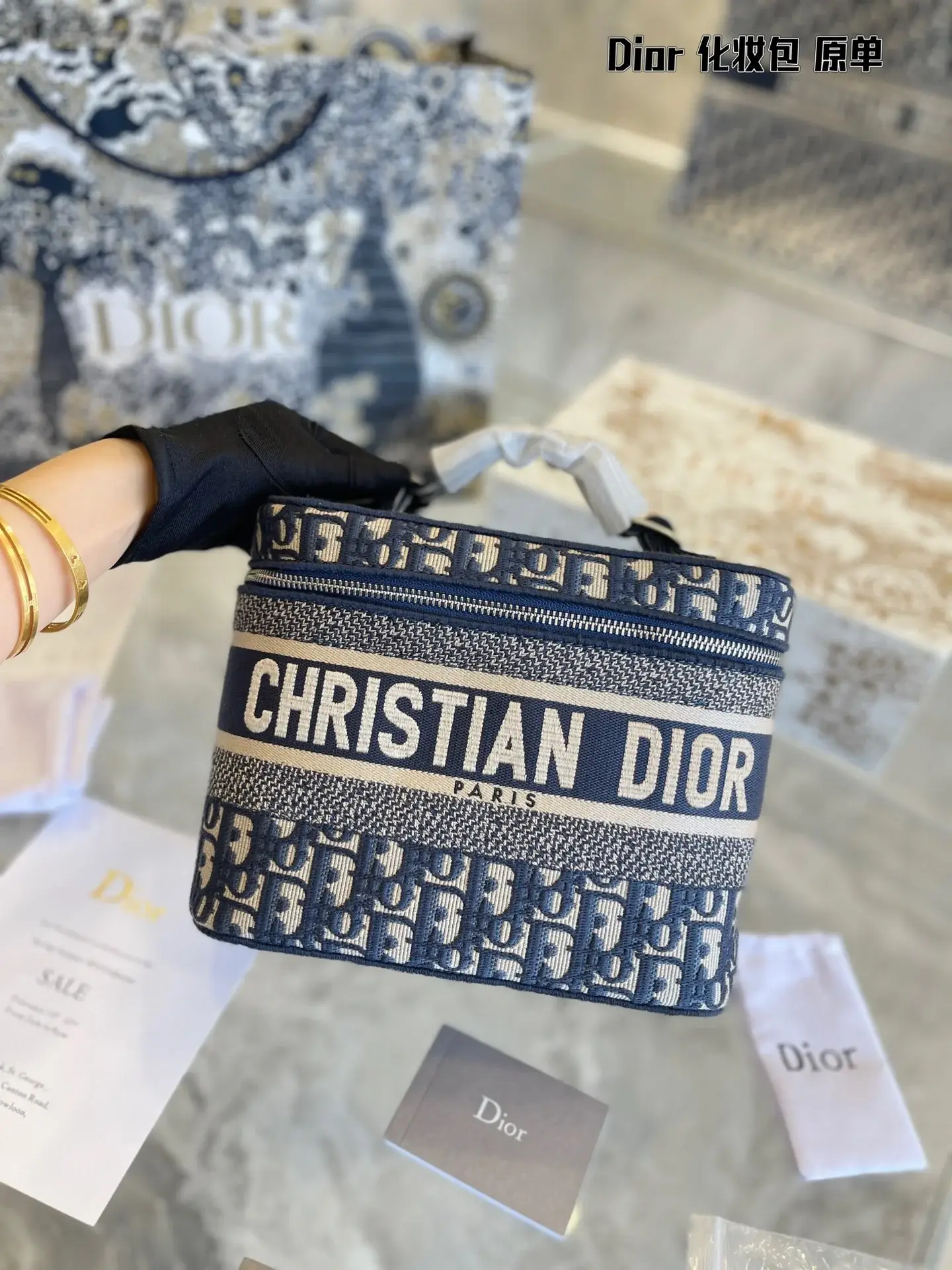 D new arrival bucket bag size;25*15*14cm - image 14