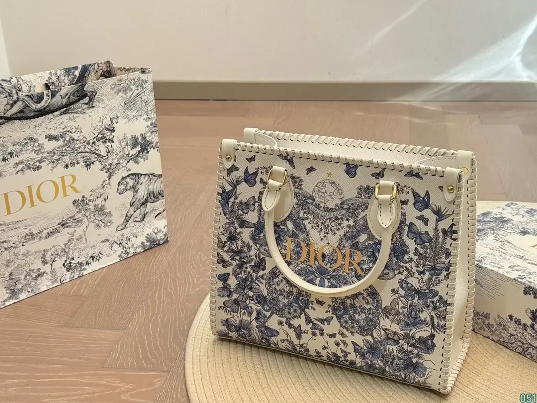 D new arrival tote bag size: 32 * 28 cm - image 11