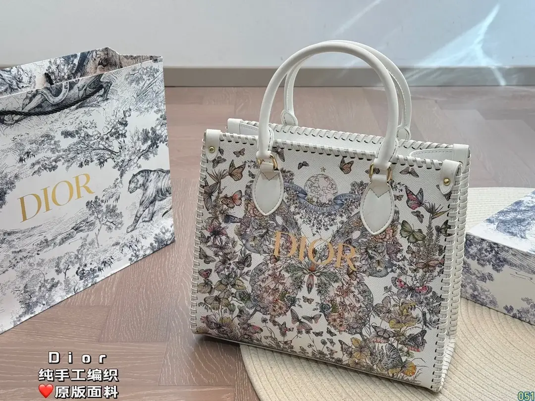 D new arrival tote bag size: 32 * 28 cm - image 3