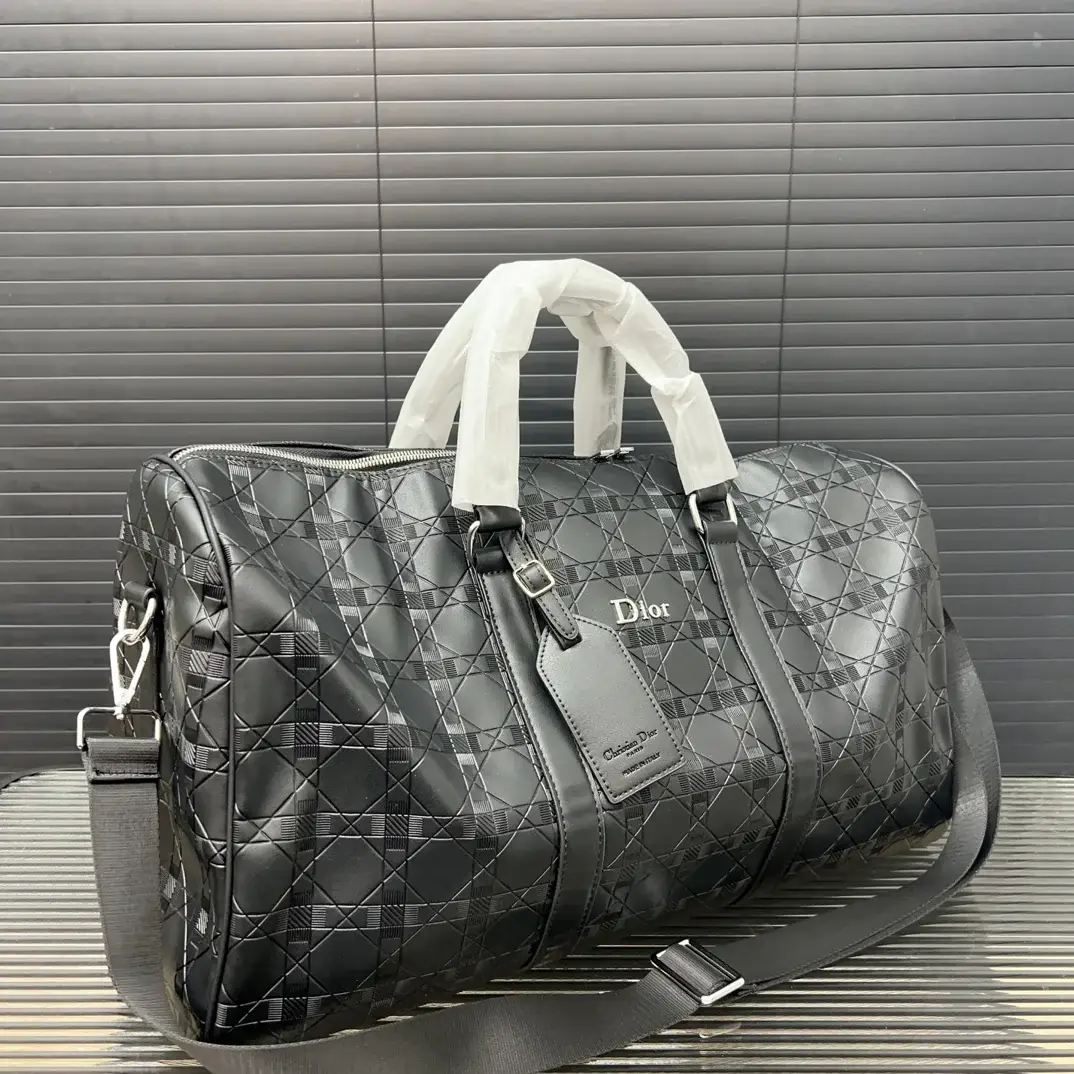D new arrival travel bag size: 50*28 cm - image 1