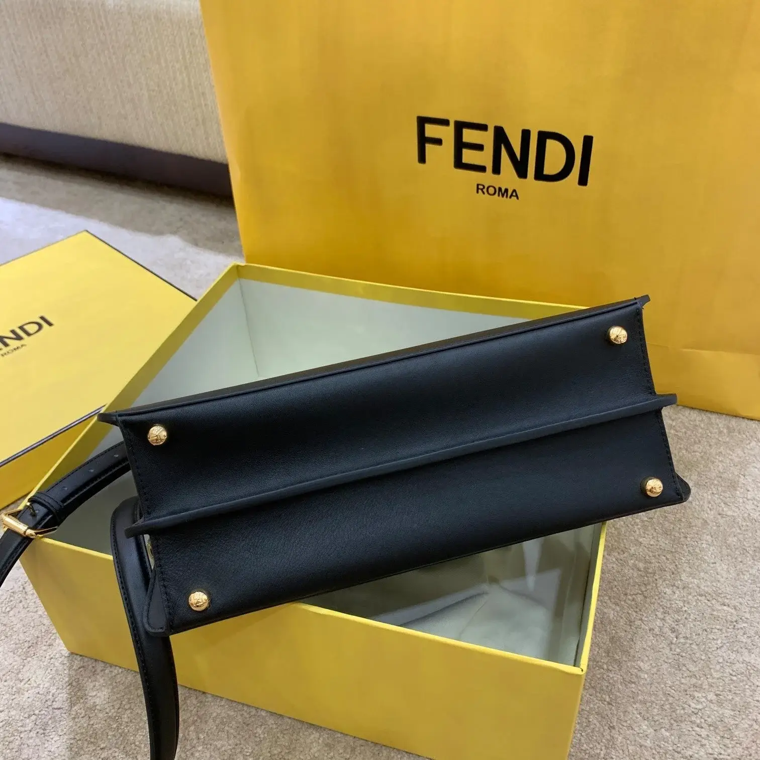 Fd Peekaboo  Small iseeu Bag - image 11