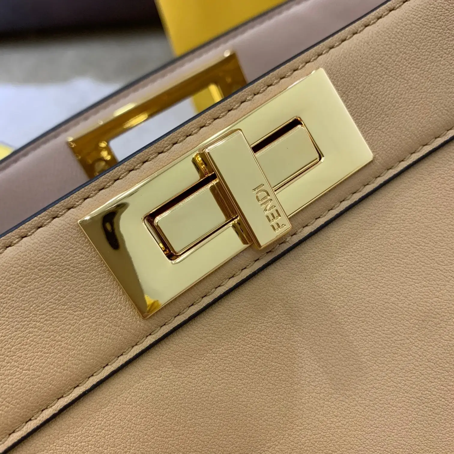 Fd Peekaboo  Small iseeu Bag - image 13