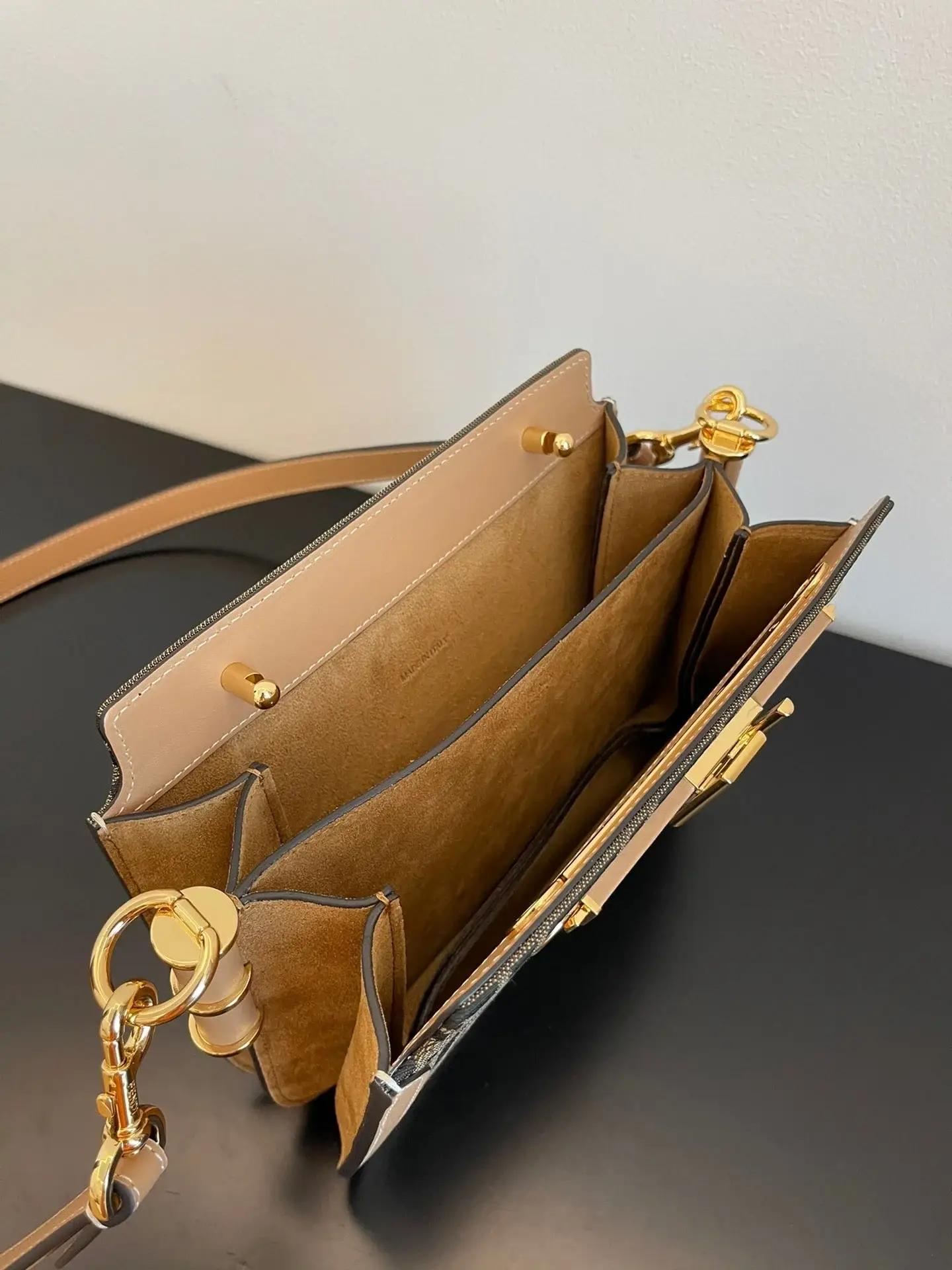 Fd Touch Bag - image 4