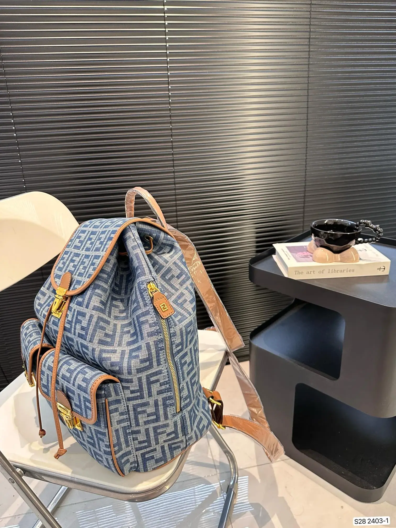 Fen new arrival backpack bag size： 32 * 36  cm - image 3