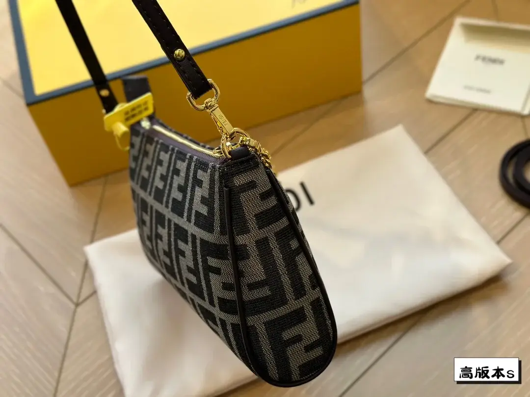 Fen new arrival bag size: 23*14 cm - image 2