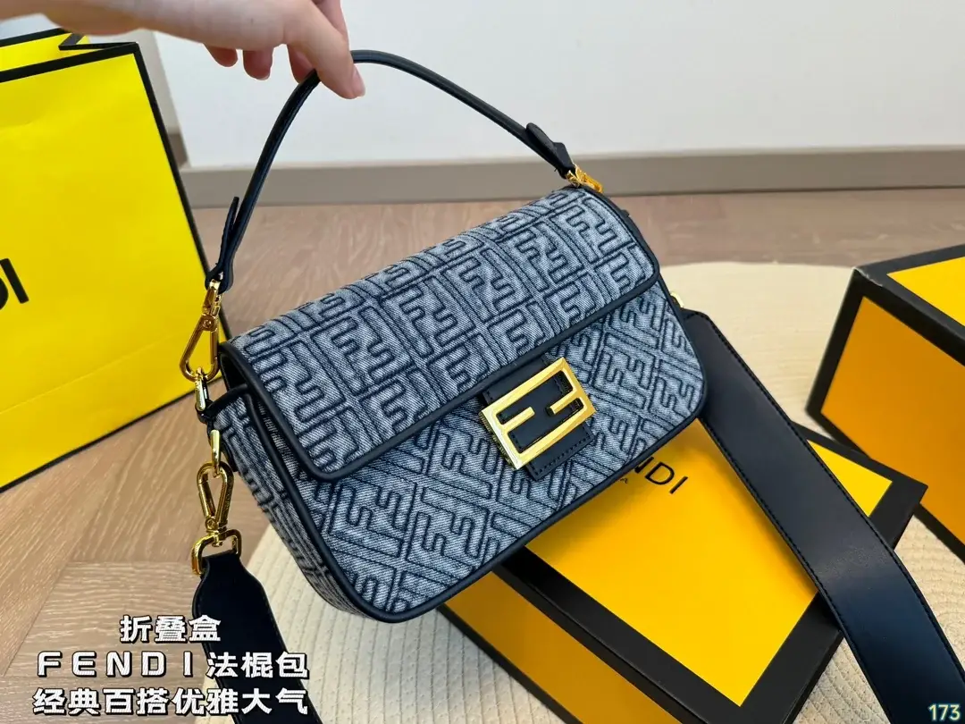 Fen new arrival bag size: 25 * 14 cm - image 1