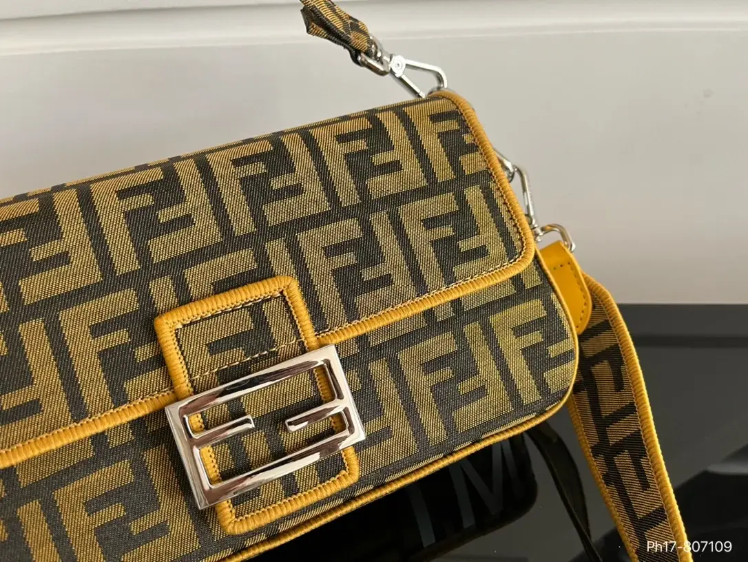 Fen new arrival bag size : 26 * 14.5  cm - image 5