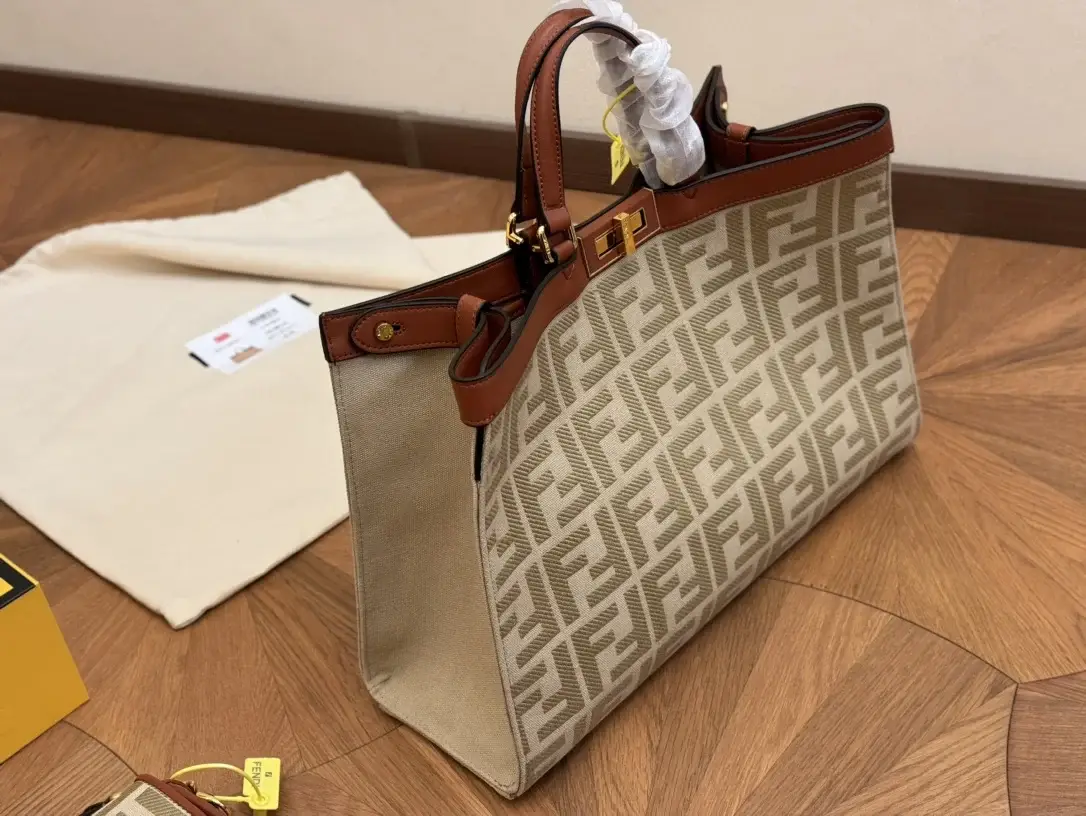 Fen peekabo tote bag size :41*29 cm - image 2