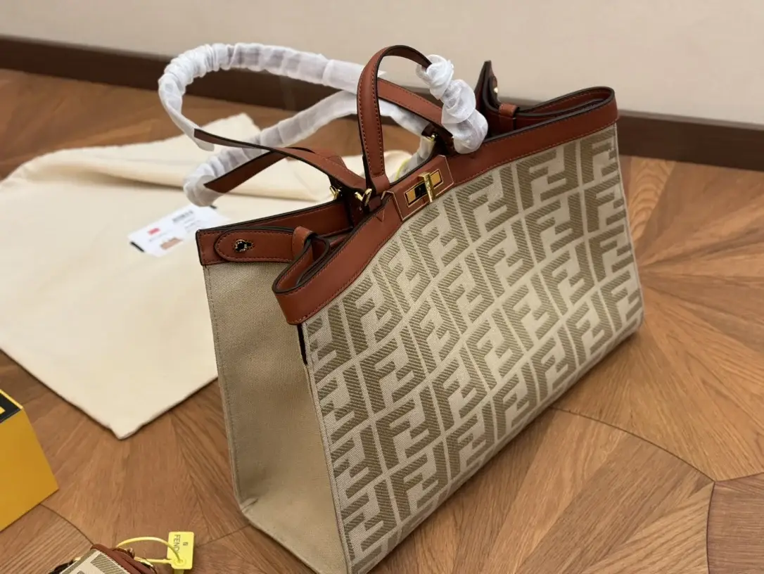 Fen peekabo tote bag size :41*29 cm - image 8