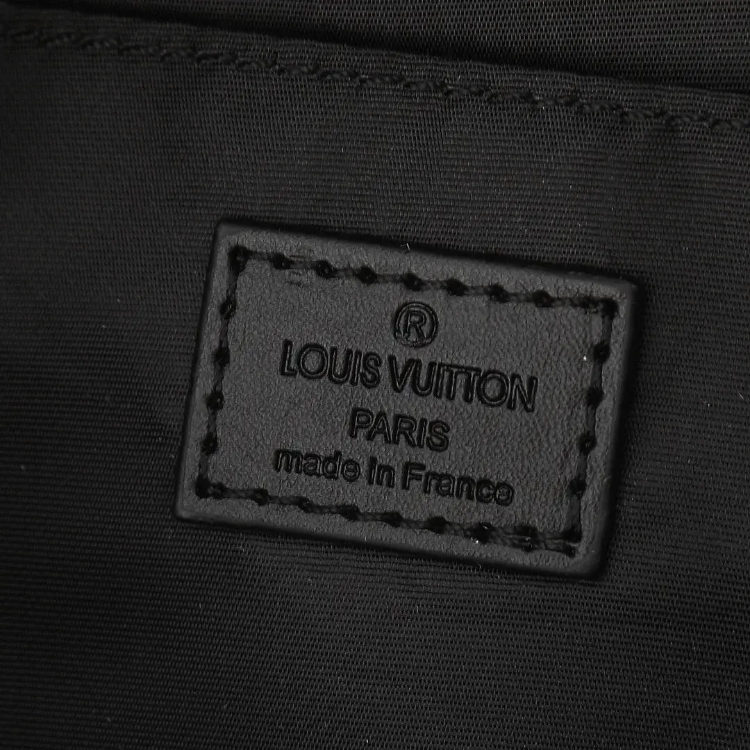 Louis MONOGRAM BACKPACK women backpack bag size 22*29*16 cm - image 8