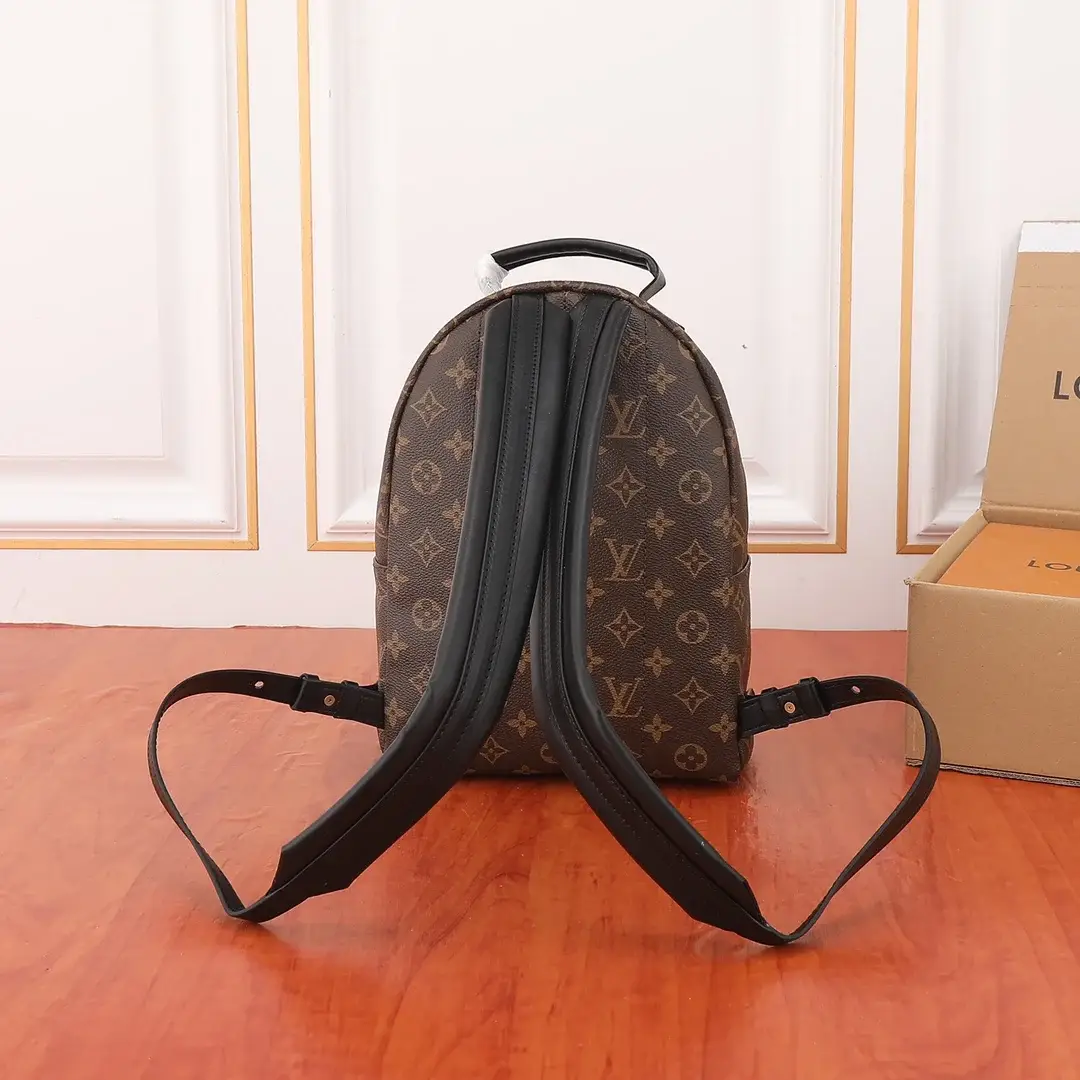 Louis MONOGRAM BACKPACK women backpack bag size 22*29*16 cm - image 2