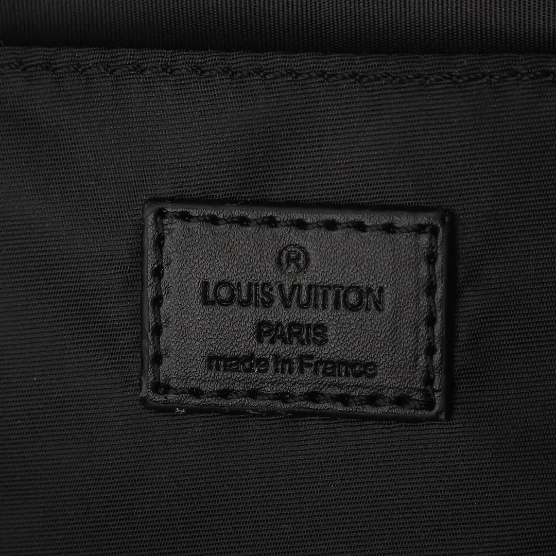 Louis MONOGRAM BACKPACK women backpack bag size : 28*33*16 cm - image 6