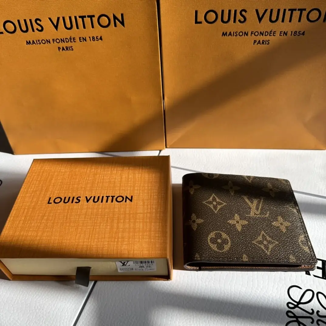 Louis MULTIPLE new arrival men’s wallet - image 7