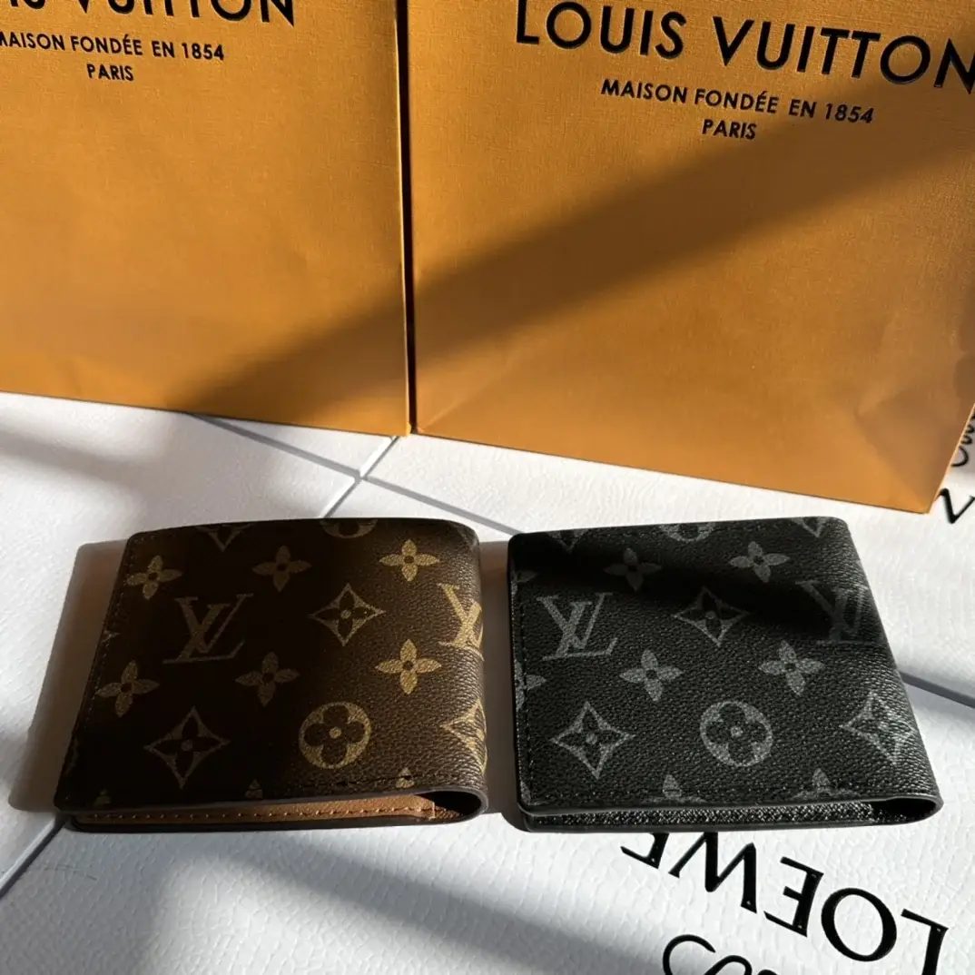 Louis MULTIPLE new arrival men’s wallet - image 9