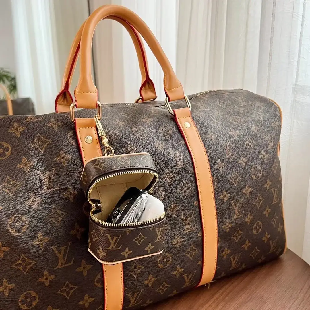 Louis Vanity Monogram new arrival wallet coin bag earphone bag - image 8