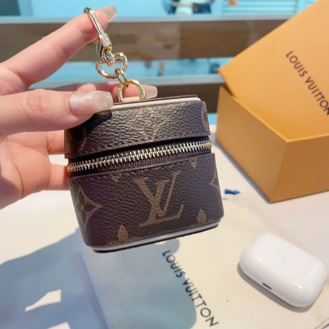Louis Vanity Monogram new arrival wallet coin bag earphone bag - image 1