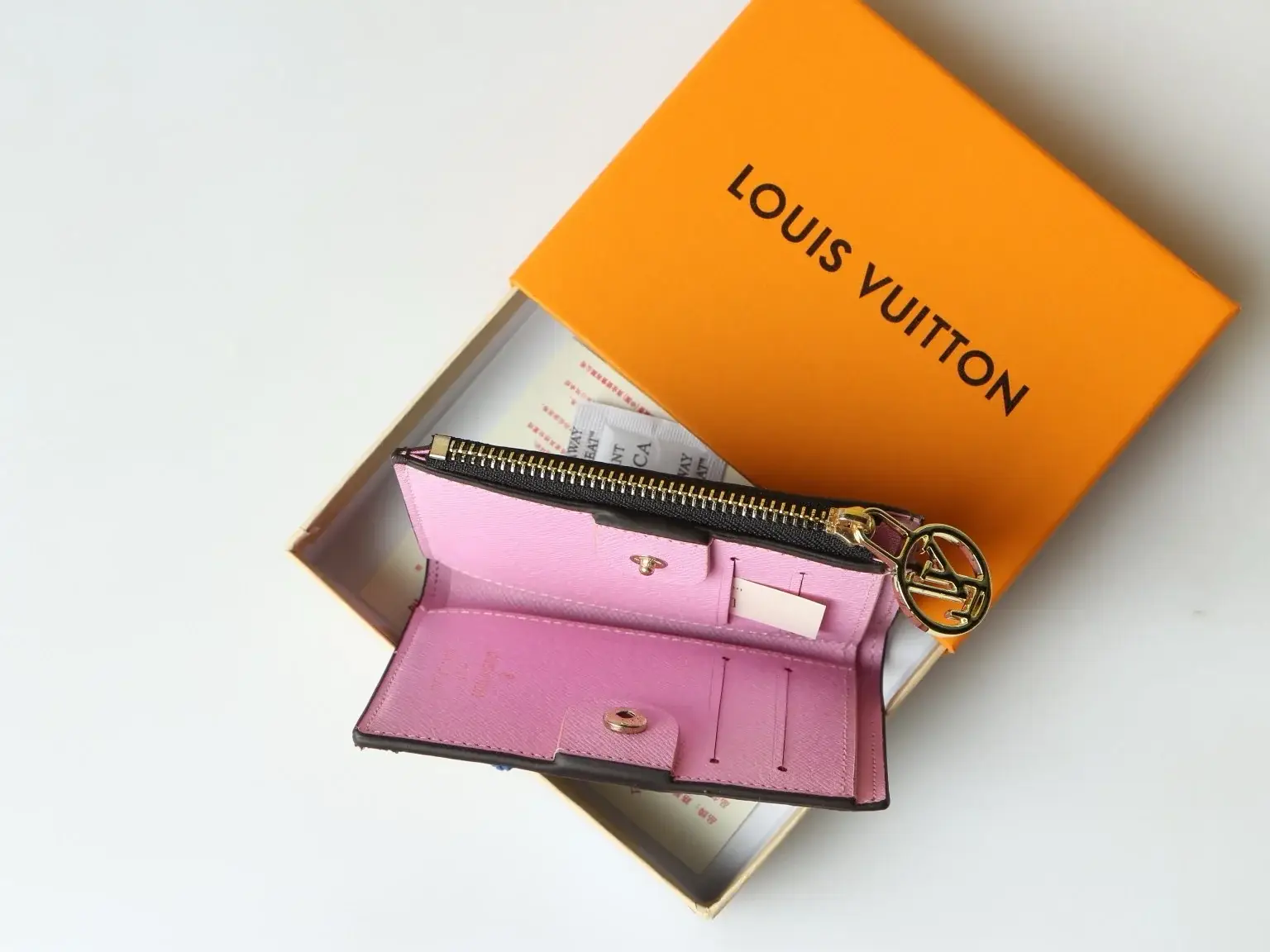 Louis new arrival MPortefeuille Lisa wallet size: 11.5*9 cm - image 6