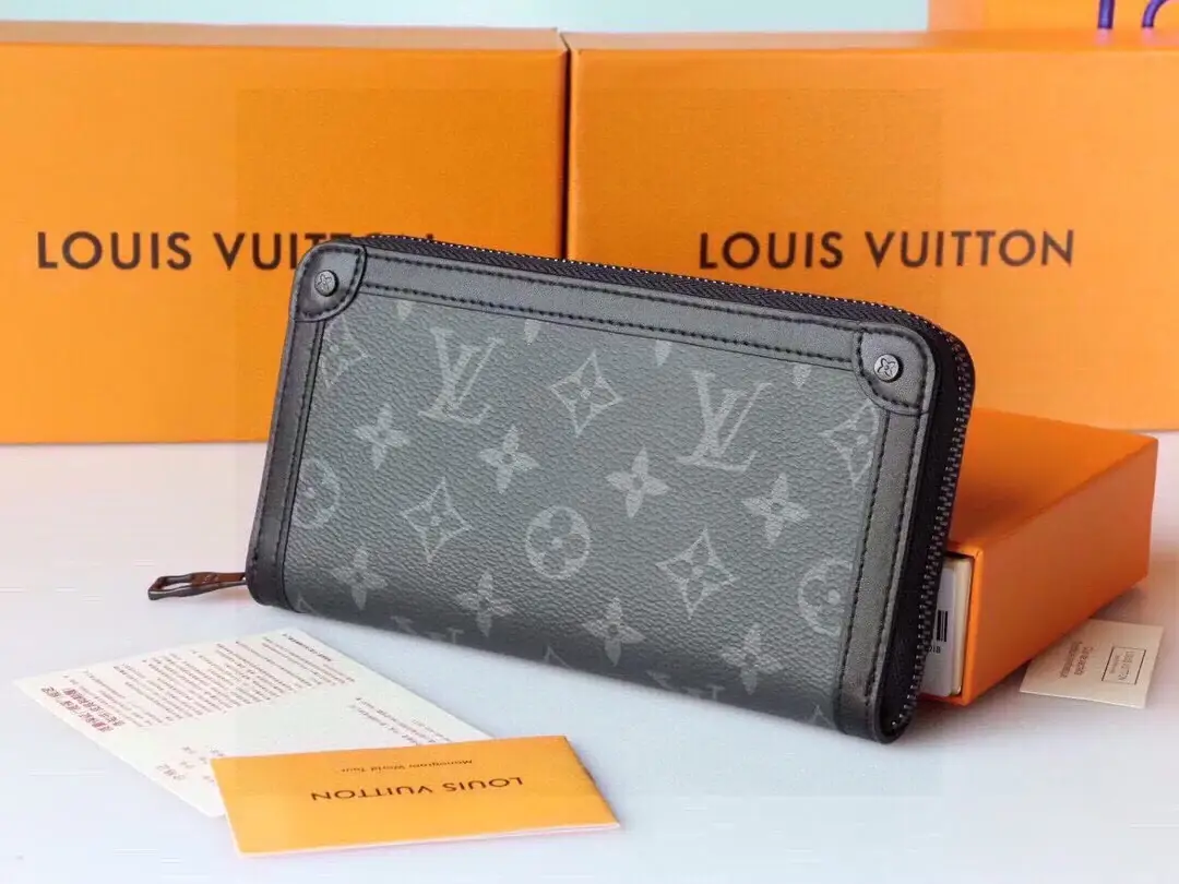 Louis new arrival Trunk men’s wallet size: 19×10 cm - image 1