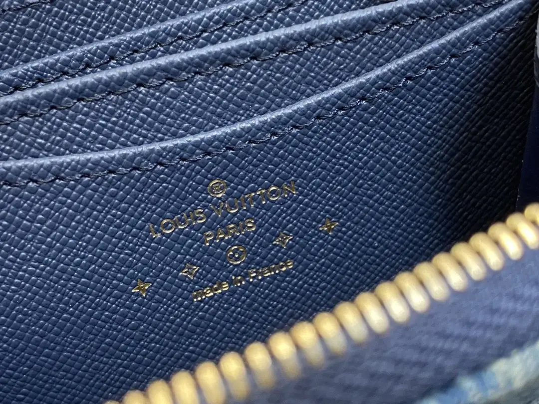 Louis new arrival Zippy Monogram denim wallet size: 11*8.5*2cm - image 8