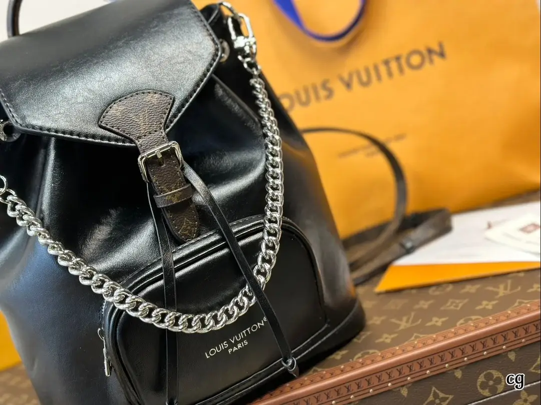 Louis new arrival backpack bag size: 26*28 cm - image 8