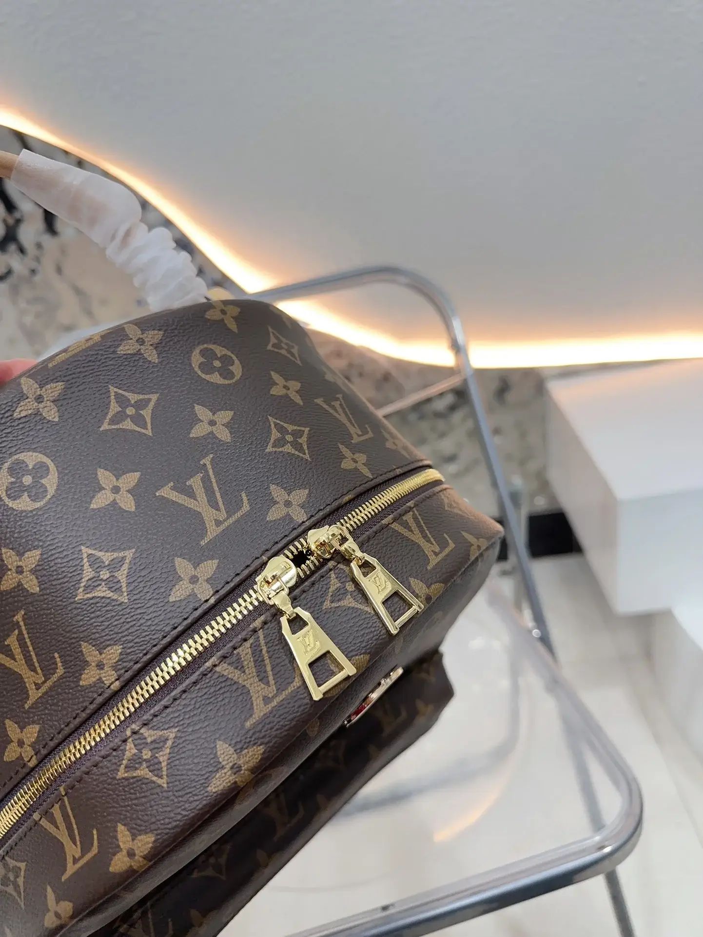 Louis new arrival backpack bag size: 33*41cm - image 6