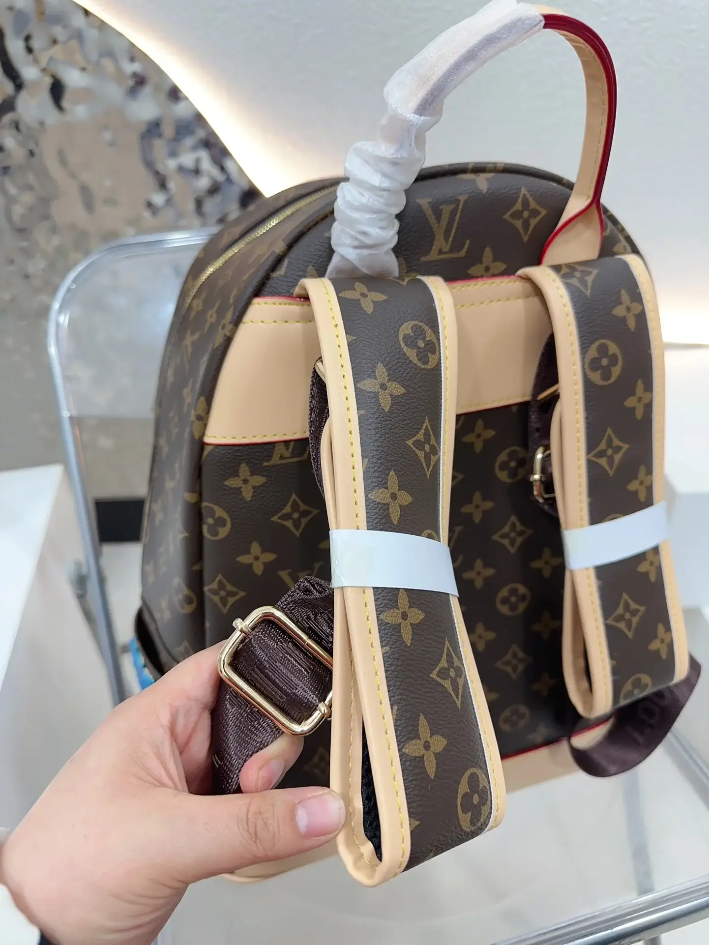 Louis new arrival backpack bag size: 33*41cm - image 7